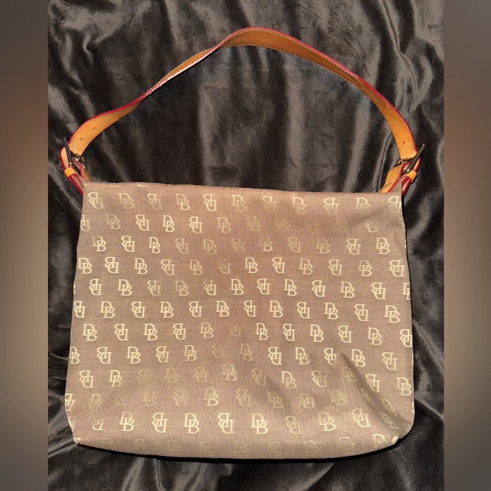 Vintage Dooney and Bourke shoulder bag